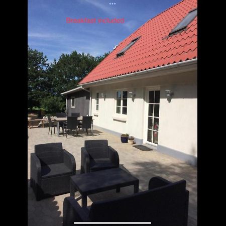 Assengaard B&B Give Bagian luar foto