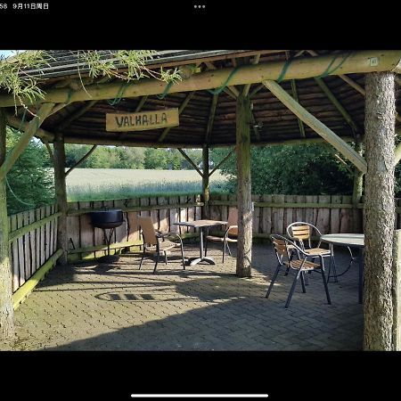 Assengaard B&B Give Bagian luar foto
