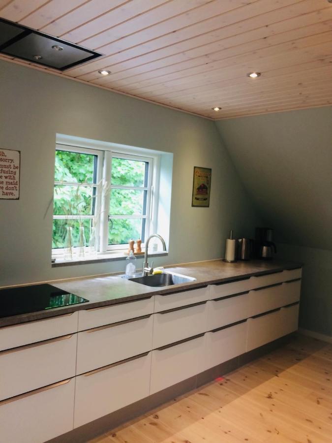 Assengaard B&B Give Bagian luar foto